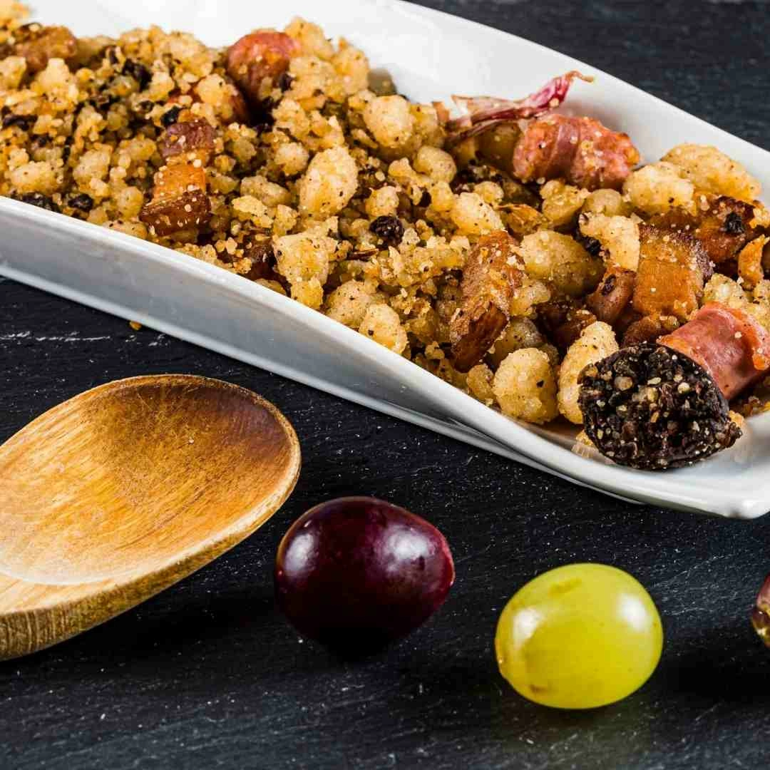 Migas con chorizo